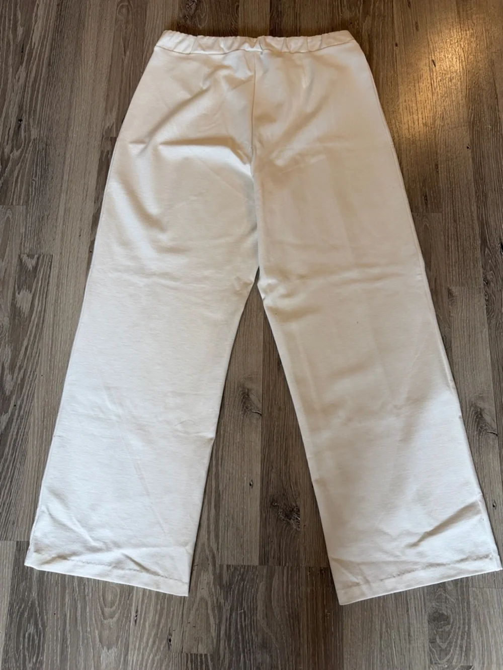 J. Jill White Elastic Waist Knit Trousers Size M - Picture 3 of 3